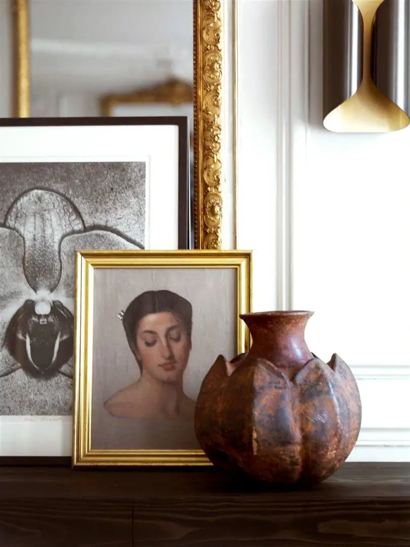 Cutting-Edge Classicism in Parisian Flat via Gilles & Boissier on Thou Swell | https://thouswell.com/cutting-edge-classicism-in-parisian-flat