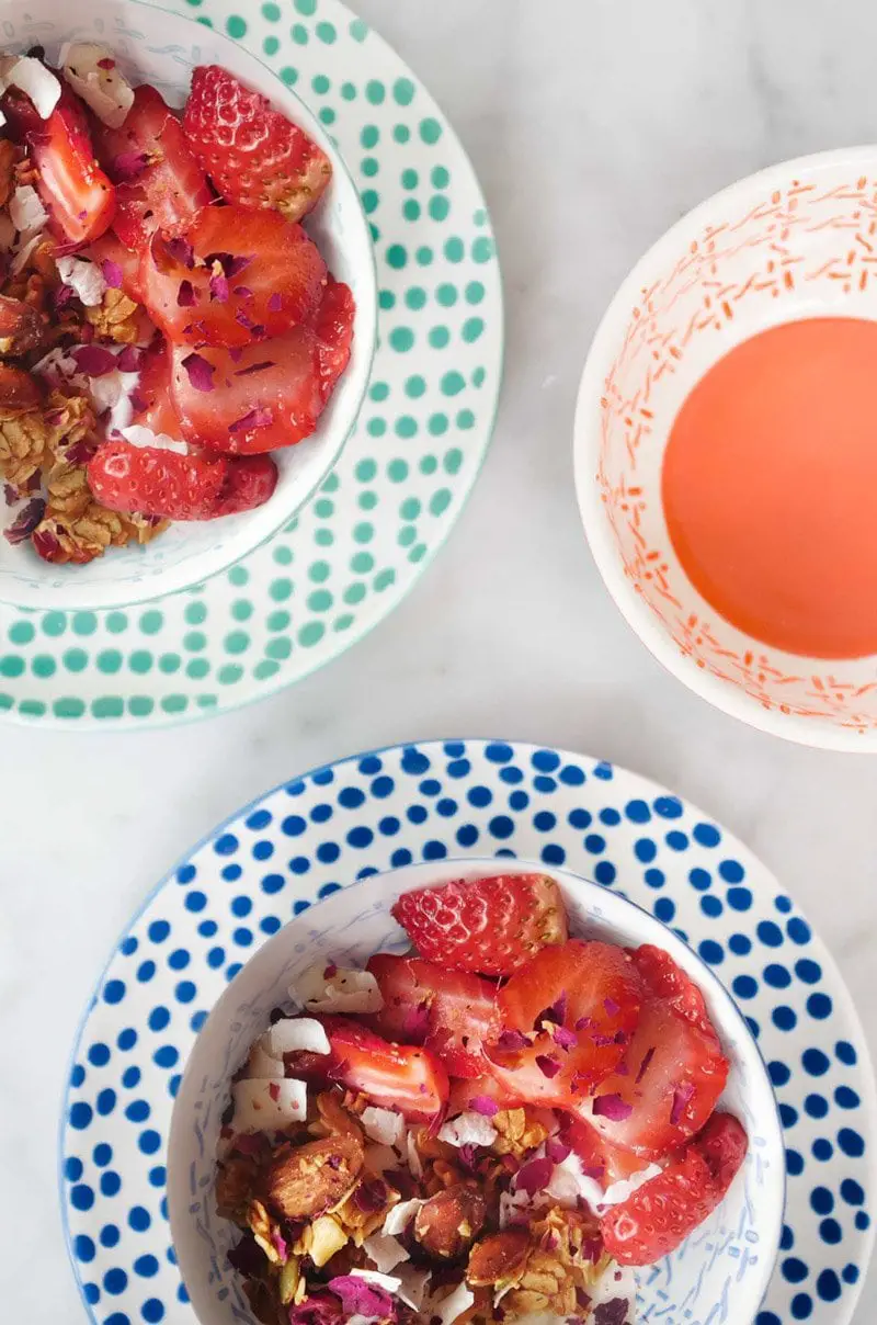 Breakfast granola in patterned bowls via @thouswellblog