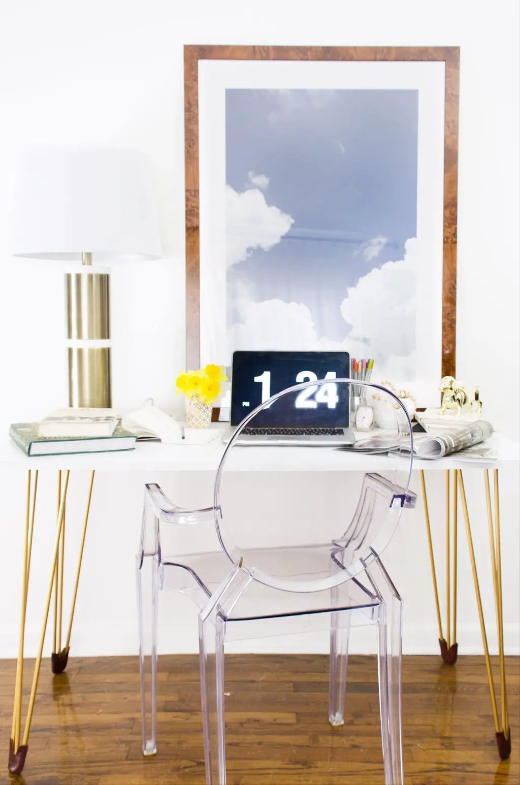 How to make a DIY desk with gold hairpin legs from PrettyPegs on @thouswellblog