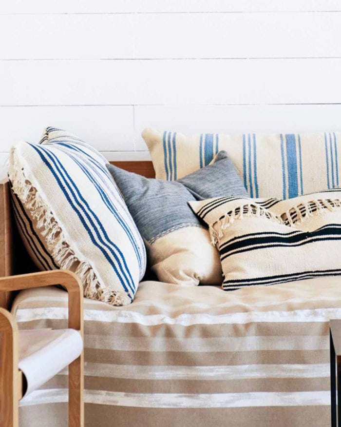 DIY Pillow: Rug Pillow with Tassels