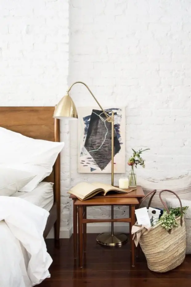 Modern bedroom with white brick walls and mid-century bed via @thouswellblog