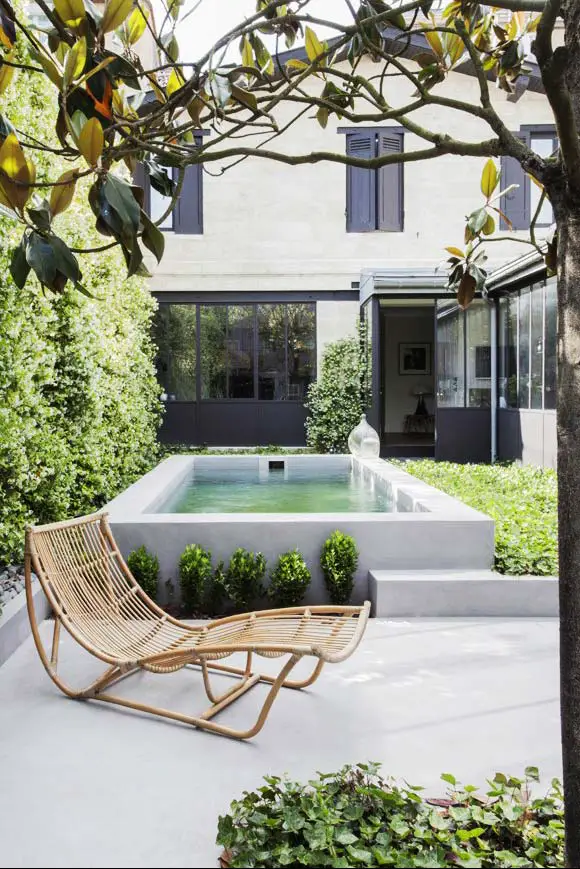 THE BEST OF: MODERN OUTDOOR FURNITURE 2