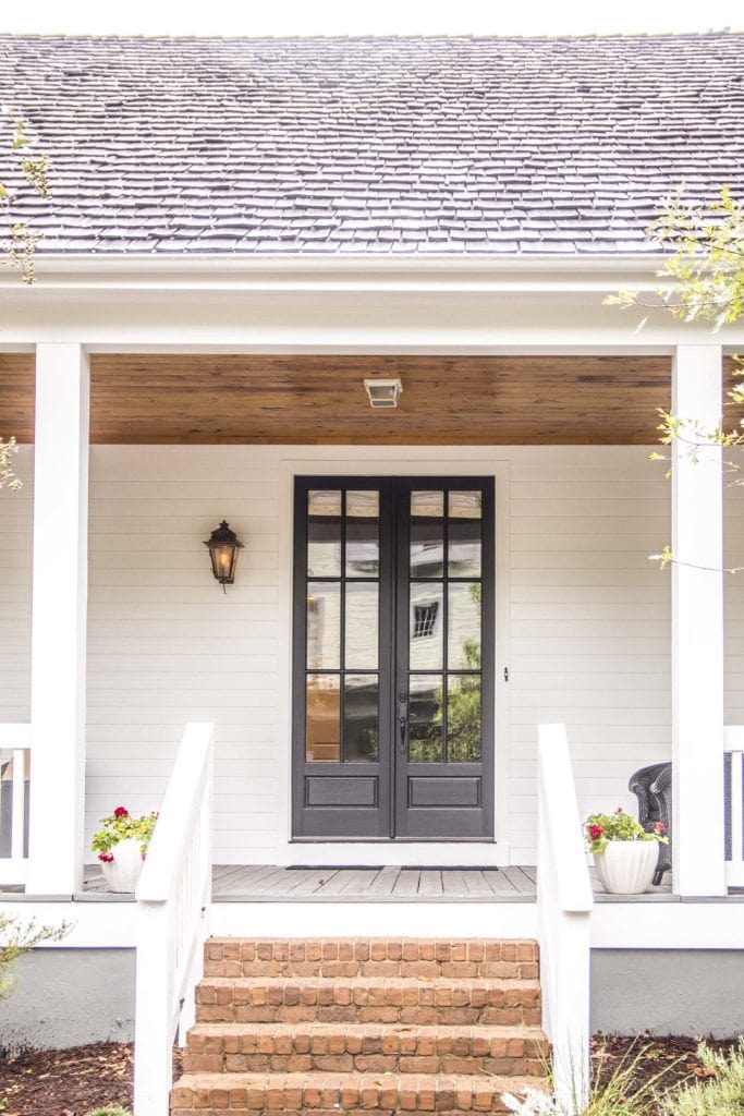 Modern cottage exterior in Serenbe, Georgia on Thou Swell @thouswellblog