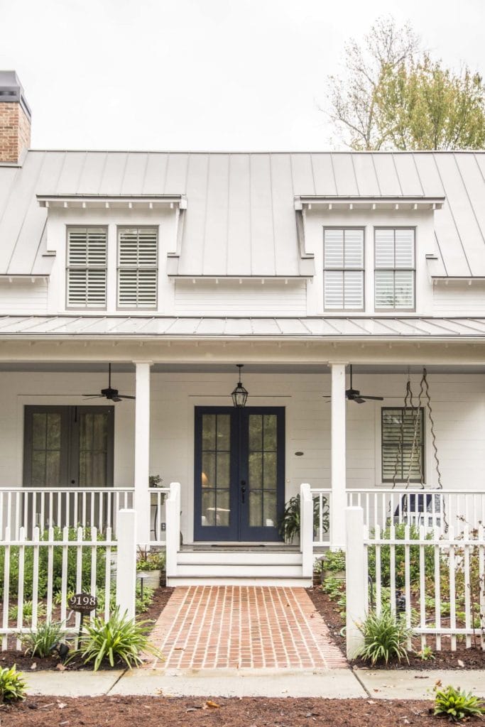 Modern cottage exterior in Serenbe, Georgia on Thou Swell @thouswellblog