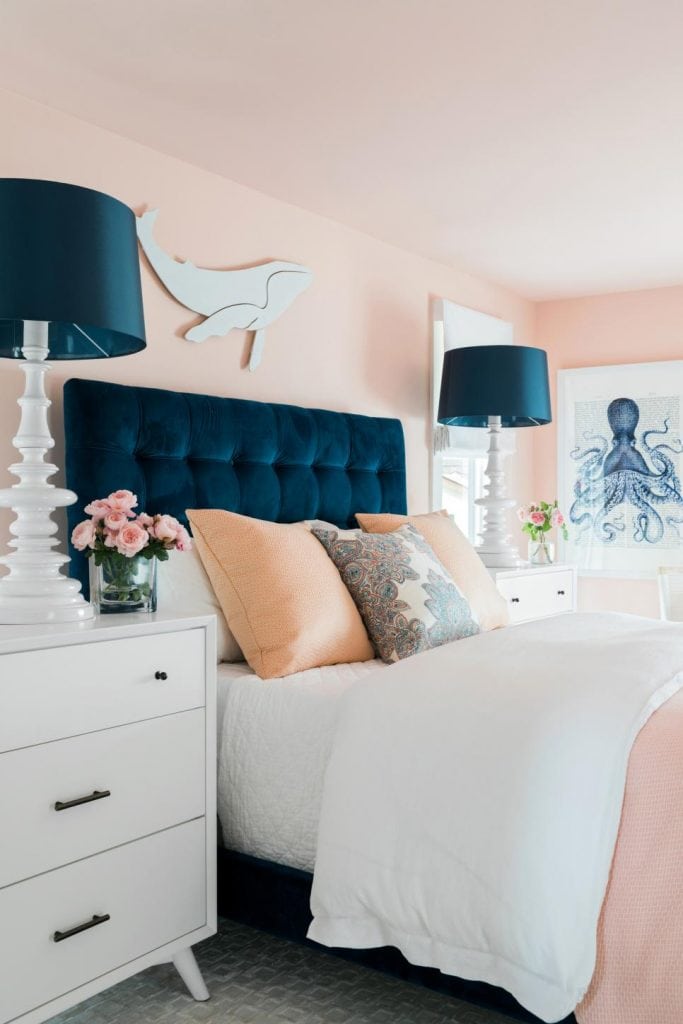 HGTV Dream Home 2018 lake house pink bedroom on Thou Swell @thouswellblog