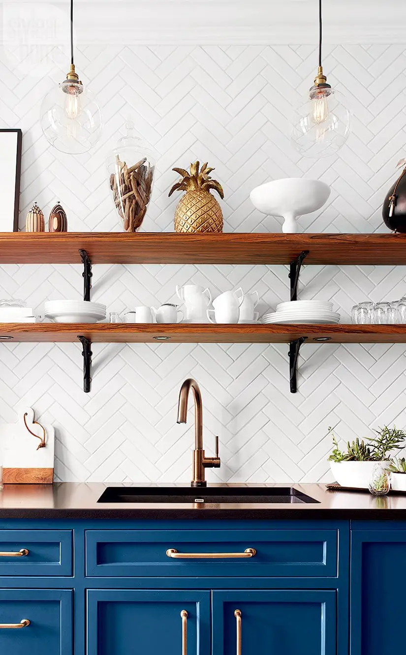Pineapple decor in a French kitchen with blue cabinets and open shelving on Thou Swell @thouswellblog
