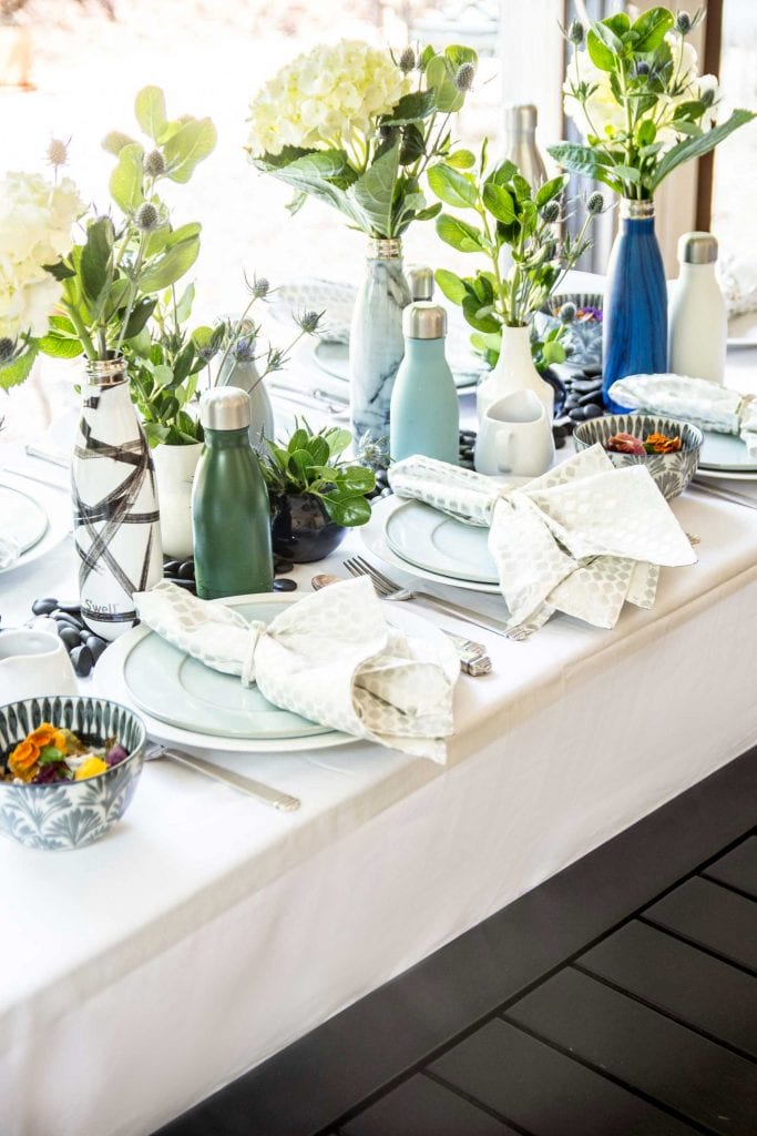 S'well bottle summer brunch party on Thou Swell @thouswellblog