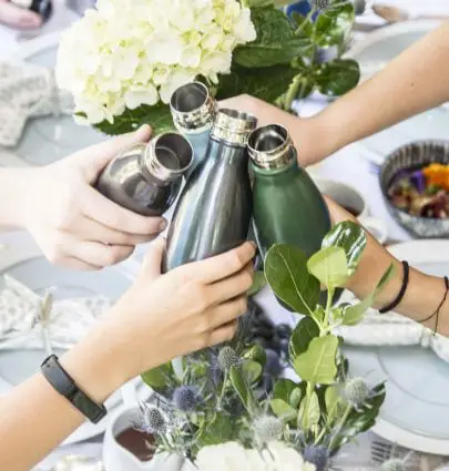 S'well bottle summer brunch party on Thou Swell @thouswellblog