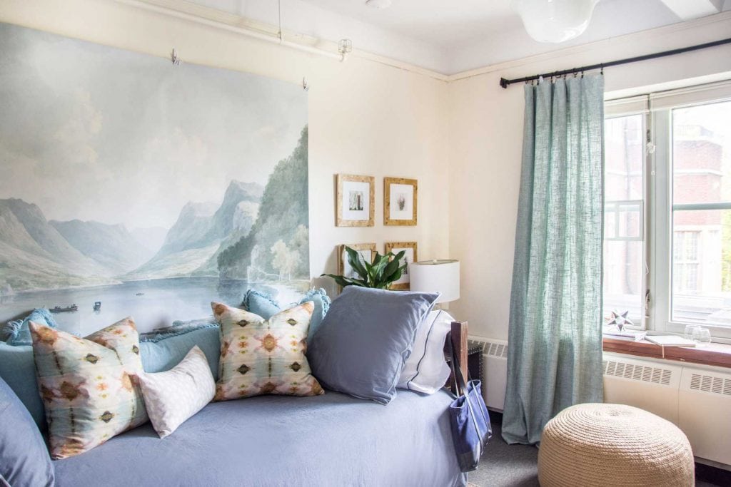 Serene dorm room design makeover with Annie Selke Bed101 bedding and oversized mural on Thou Swell @thouswellblog