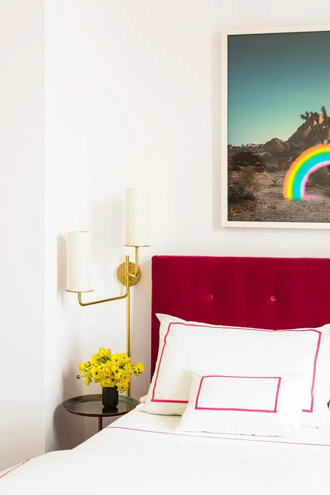 A colorful apartment in Manhattan in 100 Barclay New York City on Thou Swell @thouswellblog