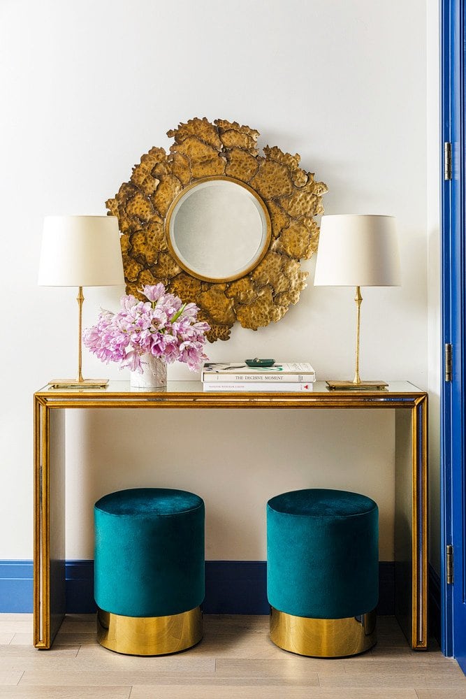 A colorful apartment in Manhattan in 100 Barclay New York City on Thou Swell @thouswellblog