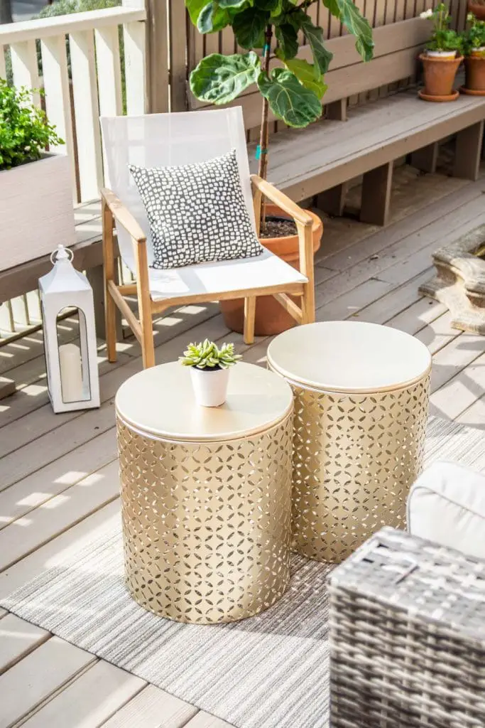 Outdoor deck design with At Home with scalloped umbrella, blue and white stripes, gold tables, and Chilewich mat on Thou Swell #deck #deckdesign #deckdecor #outdoordecor #outdoorfurniture #outdoordesign