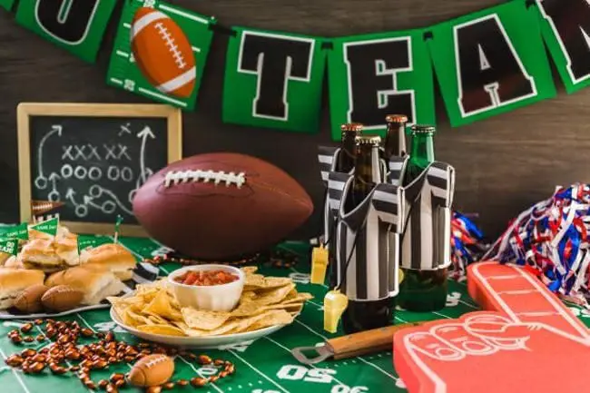 Decorating Your Home for a Stylish Super Bowl Party 1