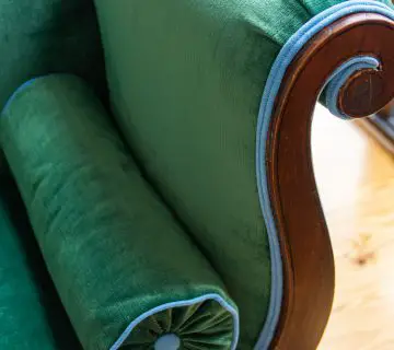 Green velvet antique chaise upholstery with Lewis & Sheron fabric store in Atlanta on Thou Swell by Kevin O'Gara #chaise #chaiselounge #greenvelvet #designerfabric #interiordesign #furniture #homedecorideas