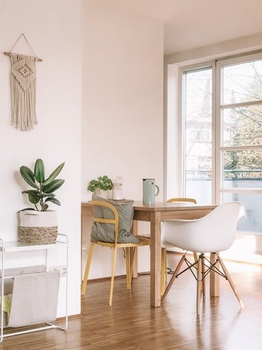 7 Decorating Mistakes You Should Avoid in a Studio Apartment 2