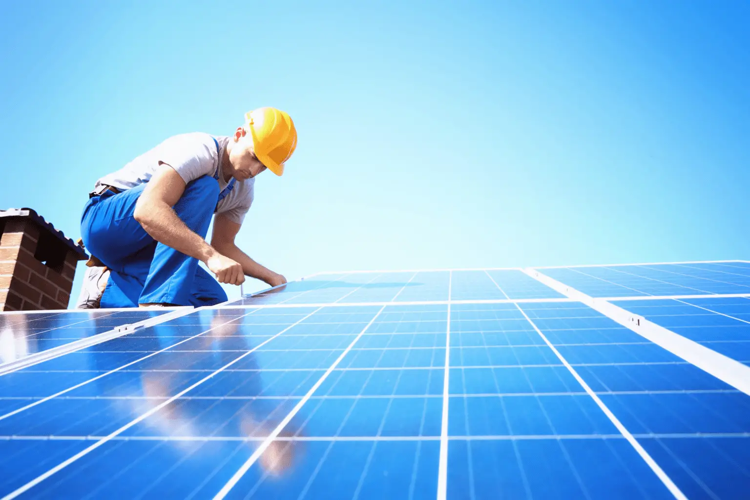 7 Factors to Consider When Choosing Solar Panel Services 1