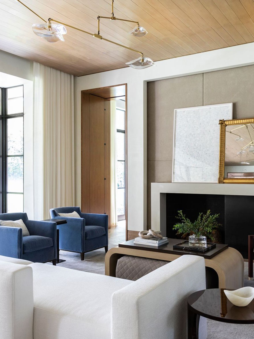 Houston home tour full of warm textures by Marie Flanigan, modern Houston house, living room design on Thou Swell #livingroom #livingroomideas #homedecor #homedesign #homedecorideas