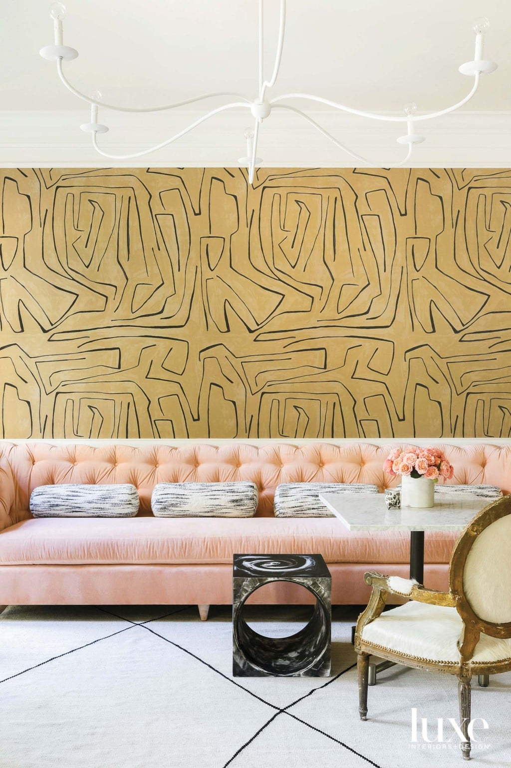 STAR POWER IN A BOLD NASHVILLE HOME RENOVATION 12 A bold Nashville home tour with modern, organic decor for a Southern musician on Thou Swell #nashville #nashvillestyle #southernhome #southernstyle #homedesign #hometour #homedecor #homedecorideas #interiordesign