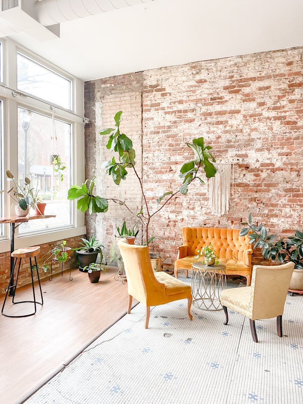 CHATTANOOGA WEEKEND CITY GUIDE: 72 HOURS IN SCENIC CITY 8 Wildflower tea shop in Chattanooga city guide weekend tour on Thou Swell #chattanooga #chattanoogaguide #cityguide #travelguide #travel