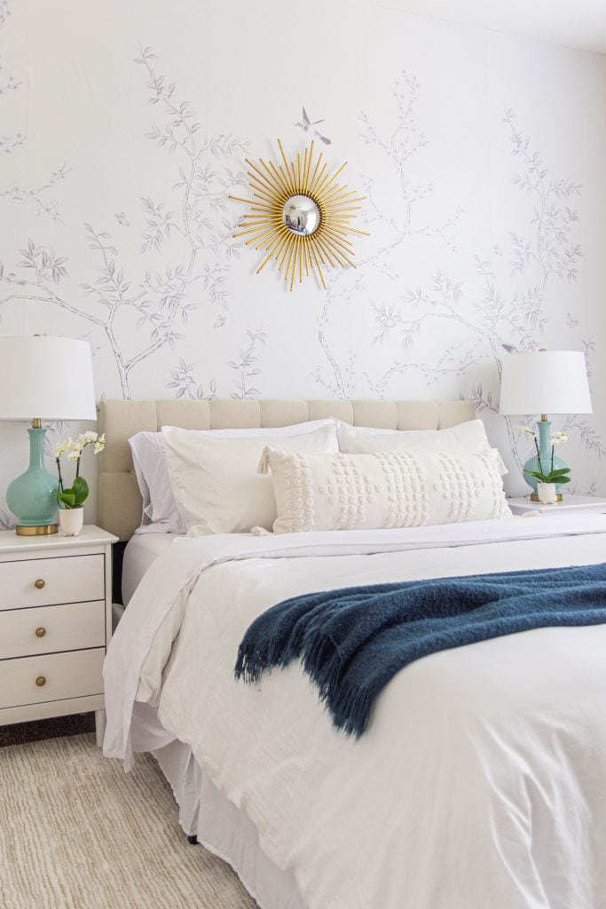 Grace's college bedroom design makeover, college decorating, temporary wallpaper, chinoiserie mural, white bedroom decor on Thou Swell #bedroom #bedroommakeover #bedroomdesign #bedroomdecor #collegebedroom #collegedecor #backtocollege