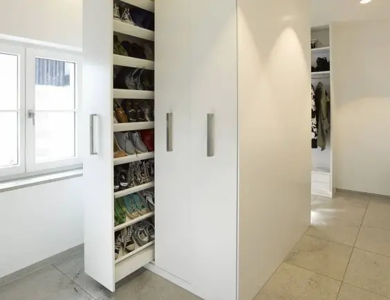Utilizing vertical storage in a small apartment