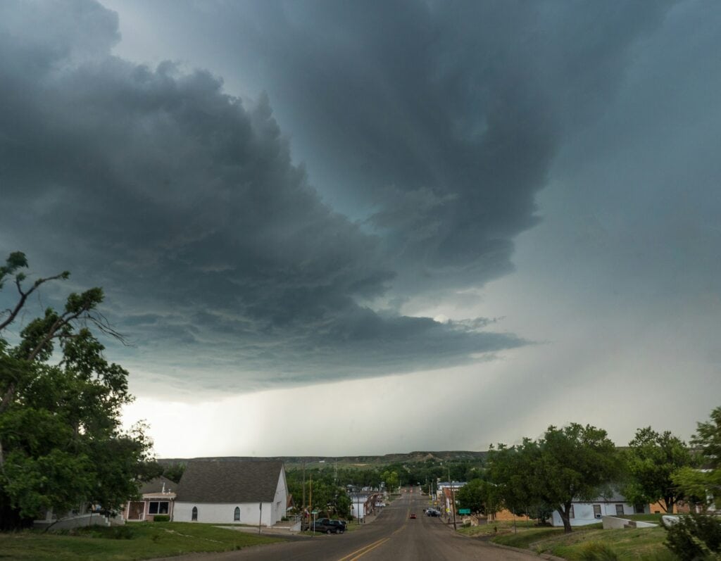 Getting Ready for Storm Season: What Homeowners Forget 1 Getting Ready for Storm Season: What Homeowners Forget 1